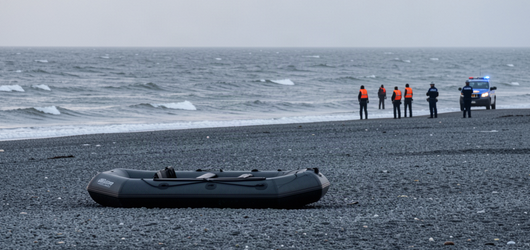 Migrants et police française s’affrontent sur une plage du nord de la France