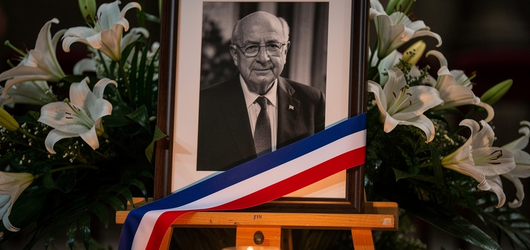 Édouard Balladur, ancien Premier ministre français, est mort à 97 ans